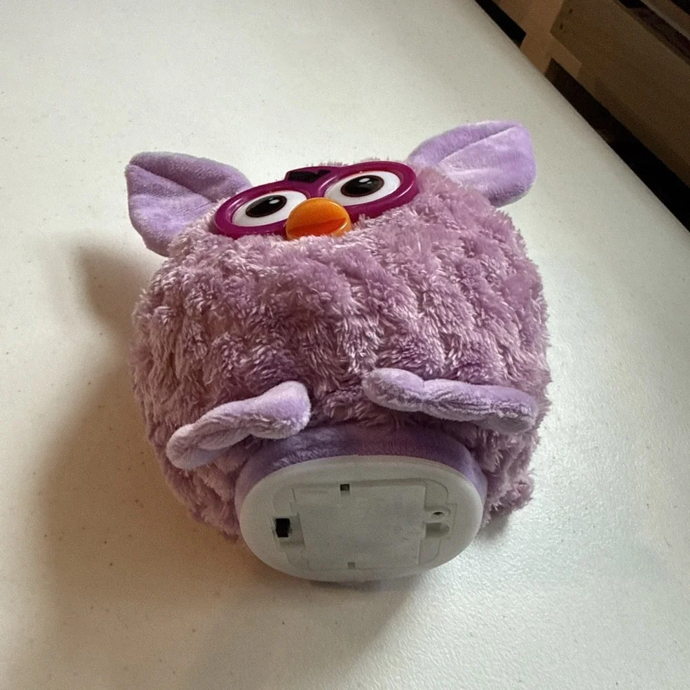2005 Hasbro Tiger Electronics Purple Furby‎ Plush Toy Tested Works